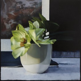 Hellebores by the pavilion of rising clouds