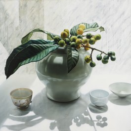 Loquats in Celadon bowl